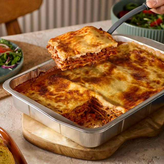 Sainsbury's Beef Lasagne, Taste the Difference 2.4kg