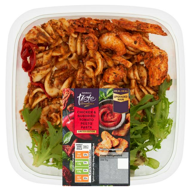 Sainsbury's Chicken & Sun Dried Tomato Pesto Pasta, Taste the Difference 255g
