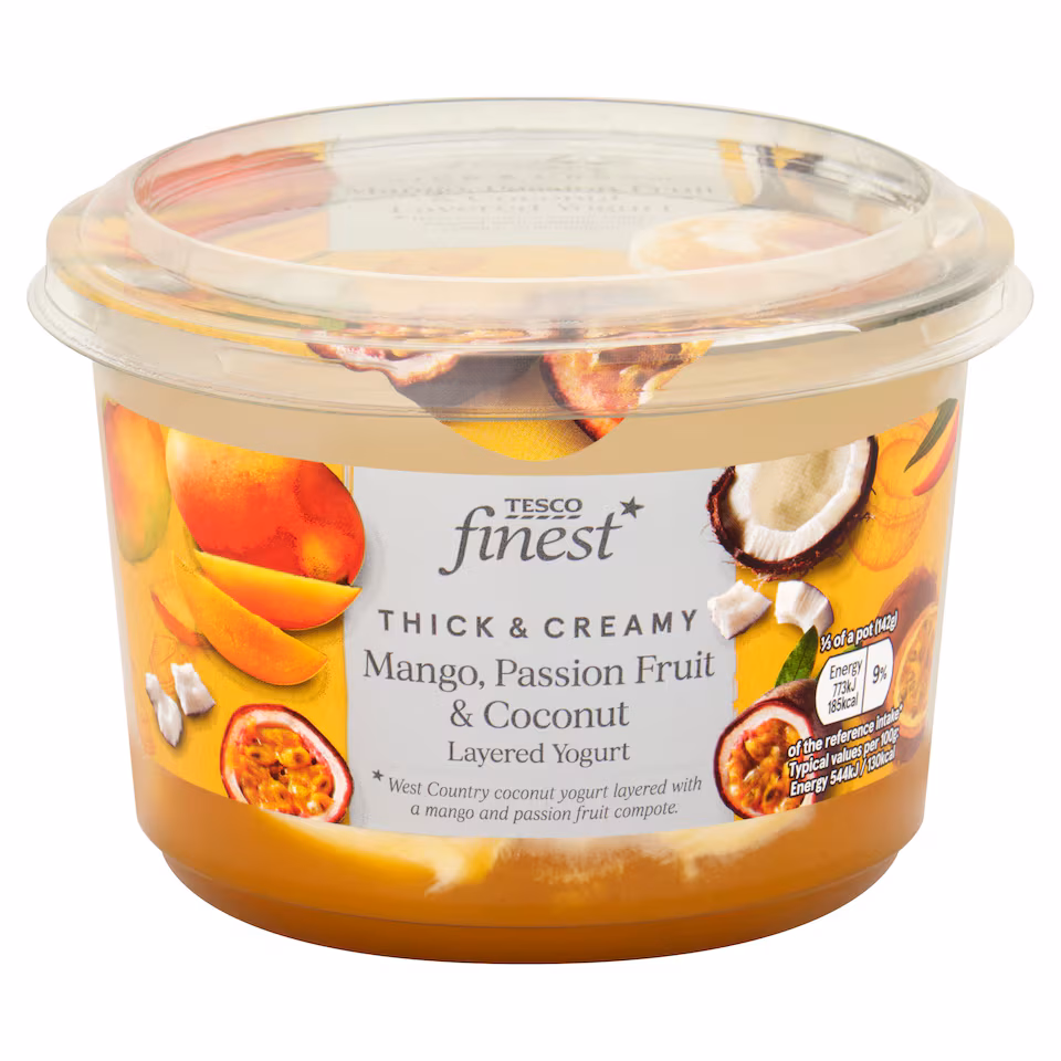Tesco Finest Yogurt Mango, Passionfruit & Coconut 425g