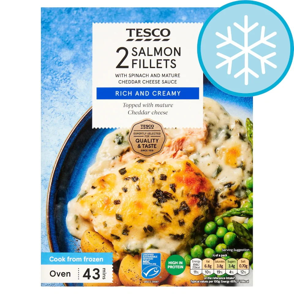 Tesco 2 Salmon Fillets with Spinach and Mature Cheddar Cheese Sauce 360g