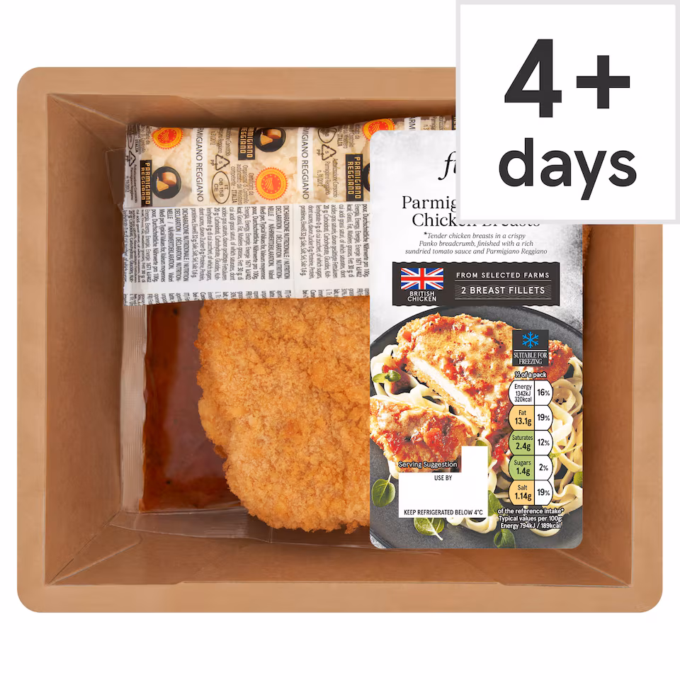 Tesco Finest Parmesan Parmigiana Crispy Chicken Breasts 420g