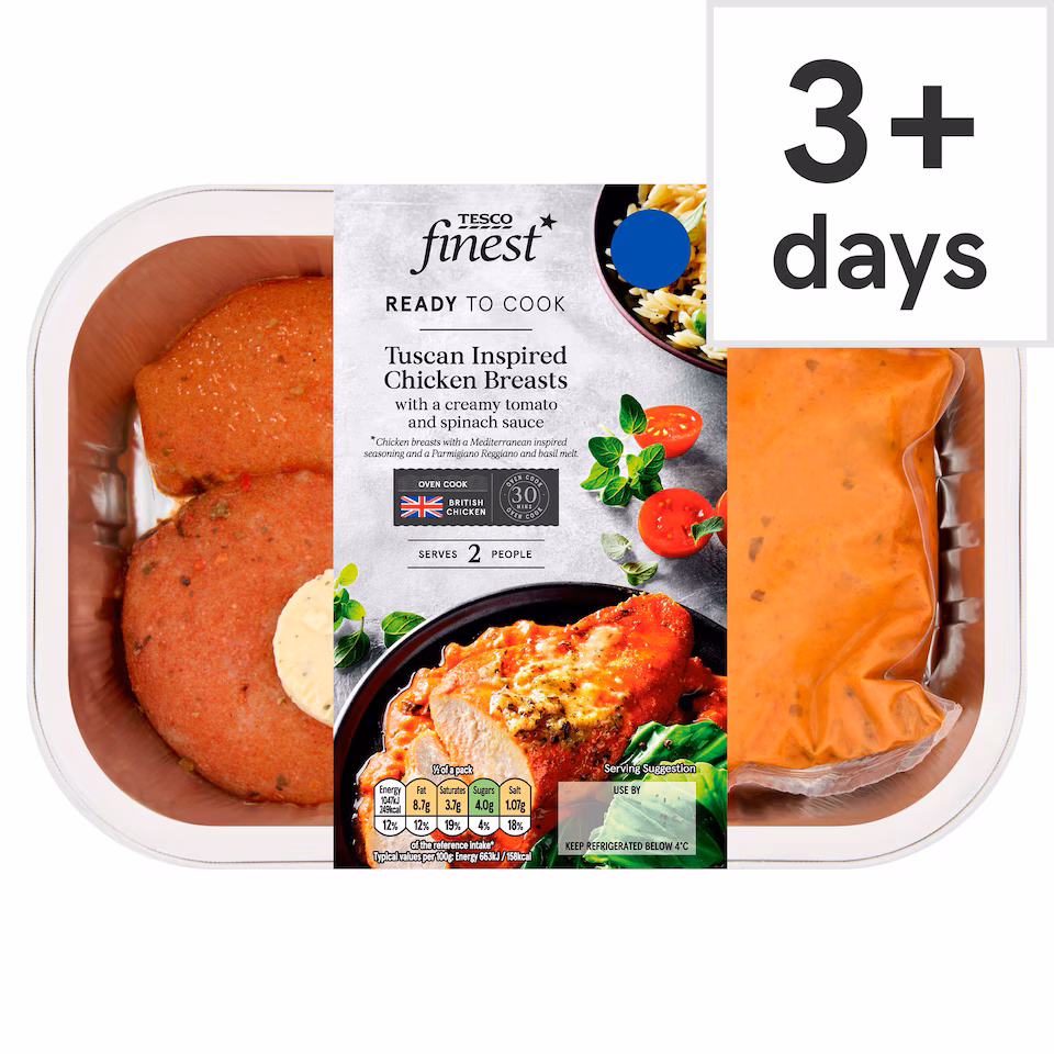 TESCO finest Tuscan Chicken Breast with Tomato and Spinach Sauce 390g