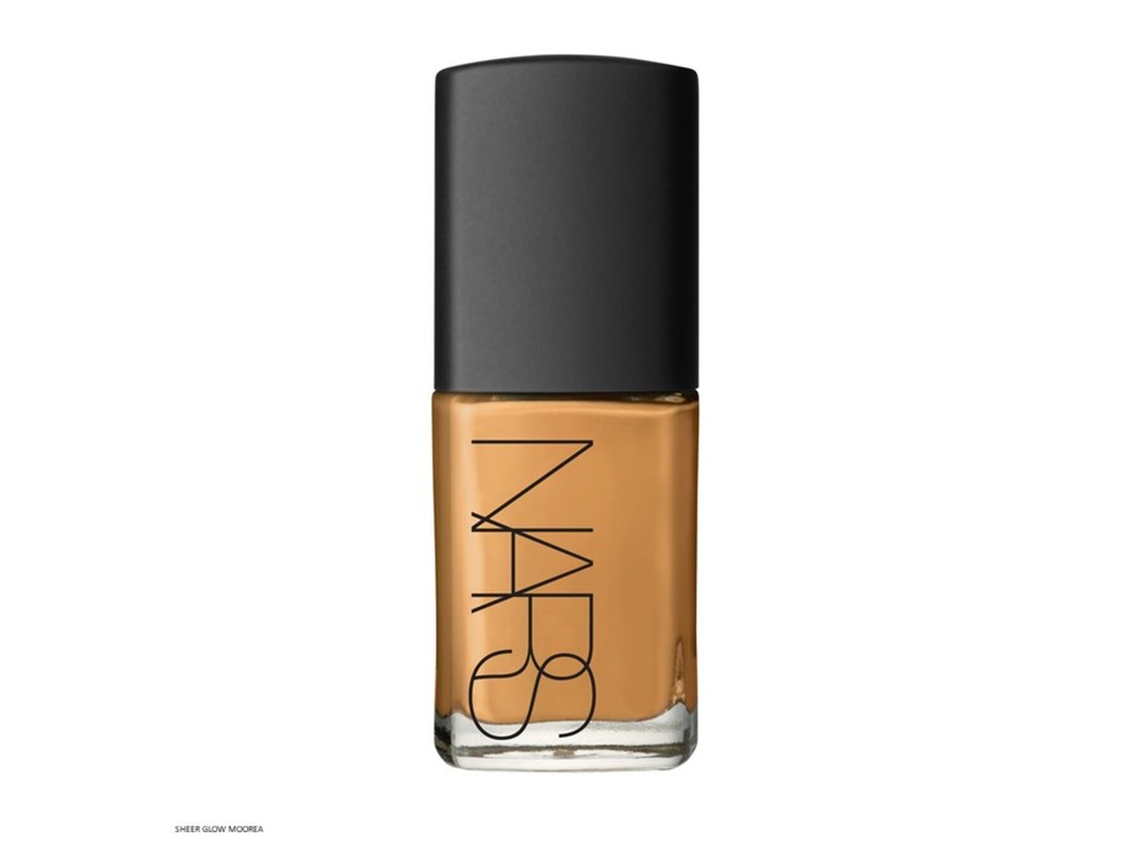 NARS Sheer Glow Foundation Moorea