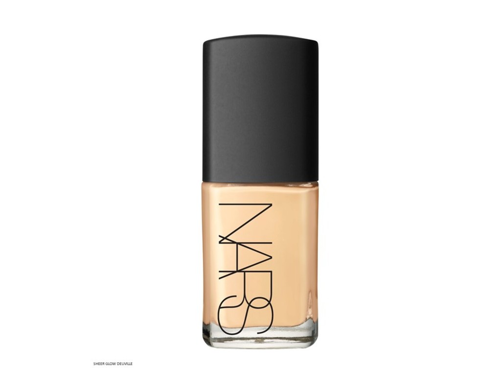 NARS Sheer Glow Foundation Deauville