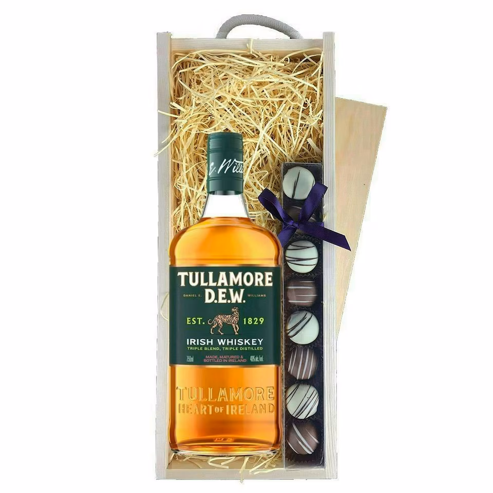 Tullamore Dew Irish Whiskey & Truffles, Wooden Box 70cl 40% abv