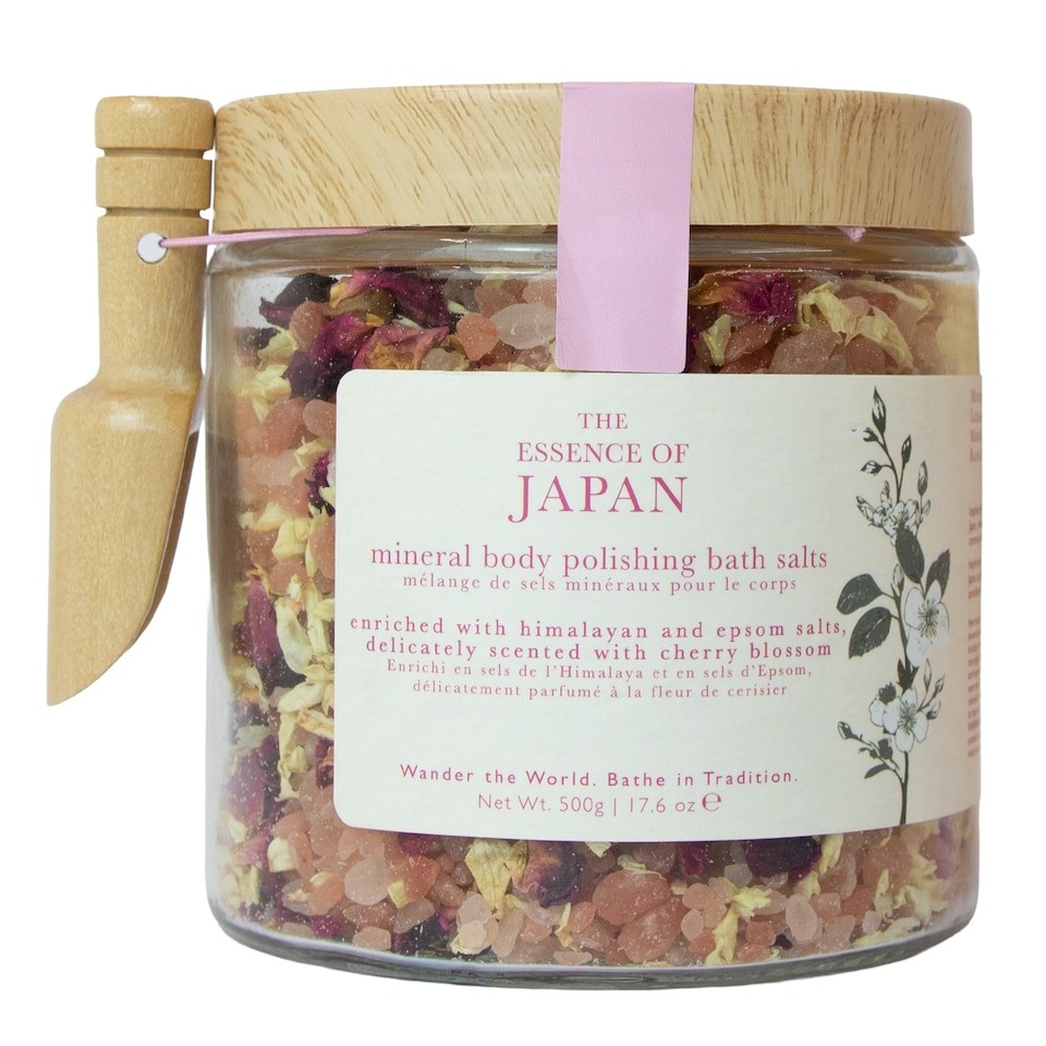 Wanderflower Essence of Japan Mineral Body Polishing Bath Salts 500g