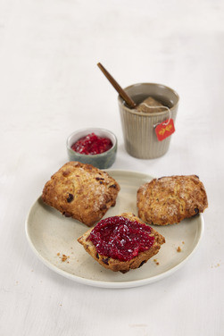 Scones med Tranebær og Hvit Sjokolade 100gx60stk