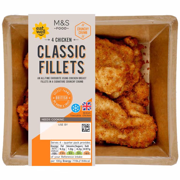 M&S 4 Breaded Chicken Classic Fillets
