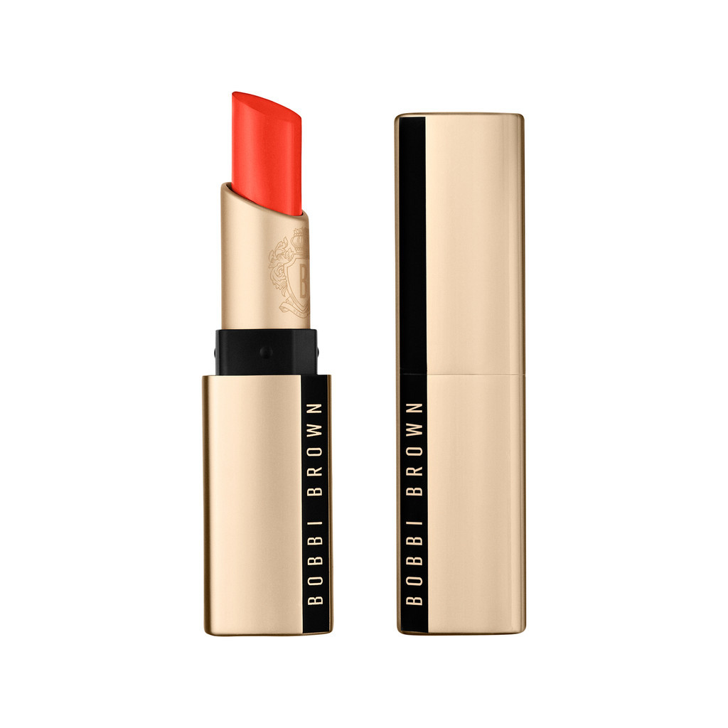 Bobbi Brown Luxe Matte Lipstick Power Play