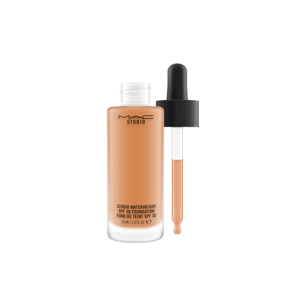 MAC Studio Waterweight Foundation NC50