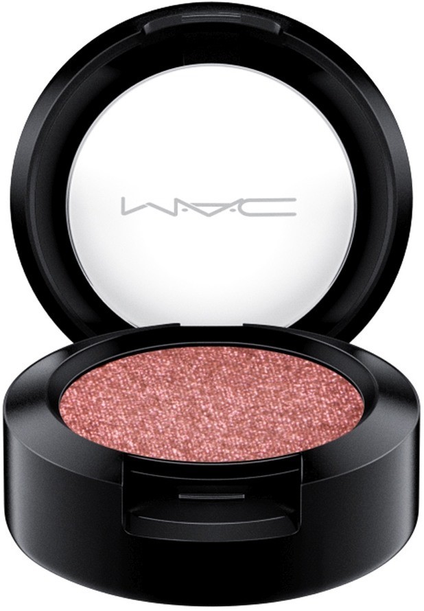 MAC Satin Single Eyeshadow Nude Model
