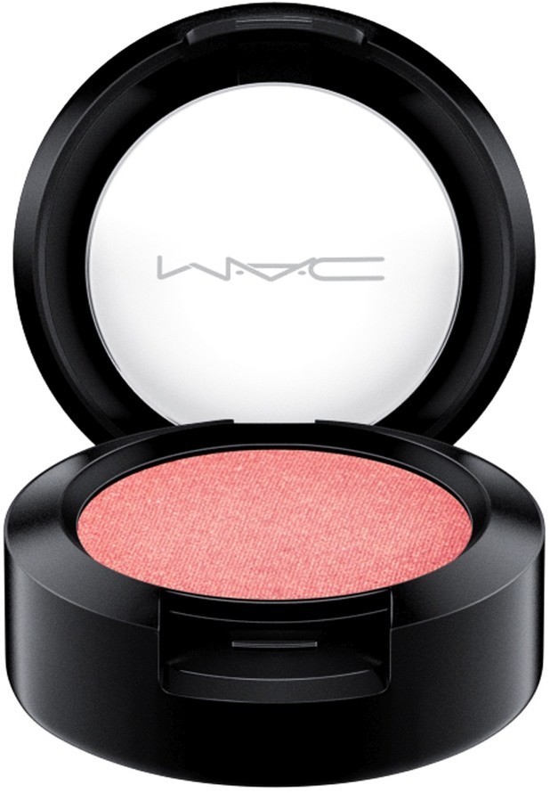 MAC Satin Single Eyeshadow In Living Pink