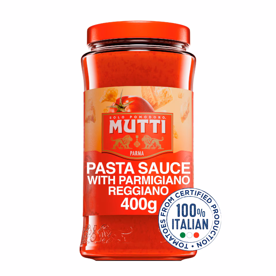 Mutti Tomato Pasta Sauce with Parmigiano Reggiano 400g