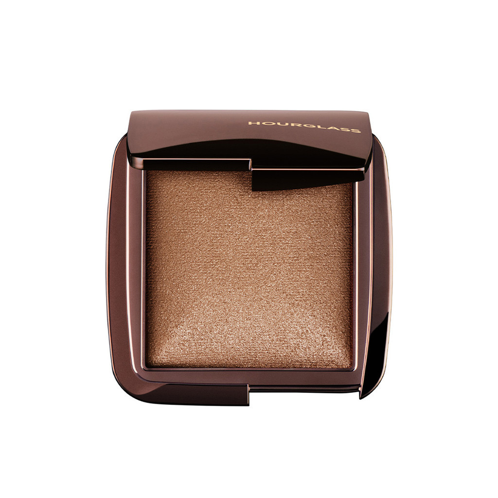 Hourglass Ambient Lighting Powder Eternal Light