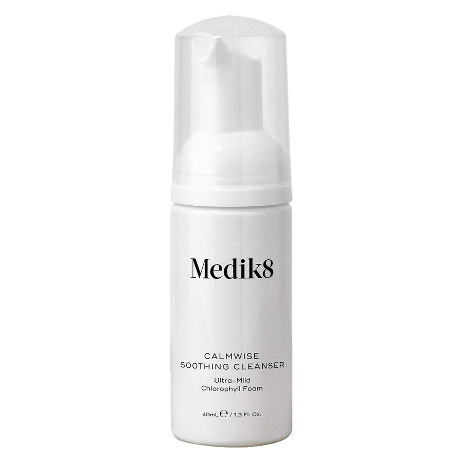 Medik8 Calmwise Soothing Cleanser 40ml