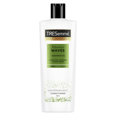 TRESemmé Flawless Waves Balsam 400ml