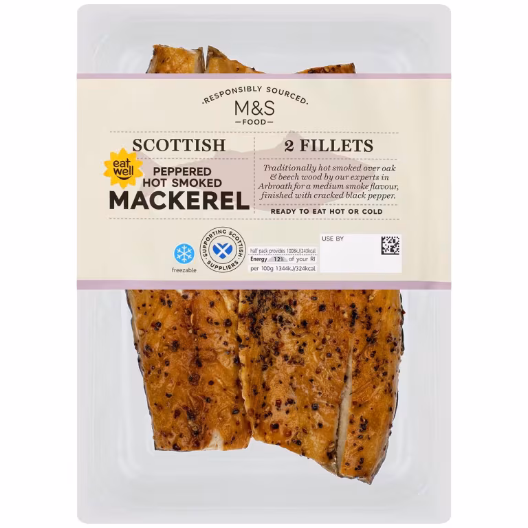 M&S Scottish Peppered Hot Smoked Mackerel (2 Fillets)